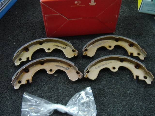 FOR TOYOTA PASEO SERA REAR BRAKE SHOE SET NEW 