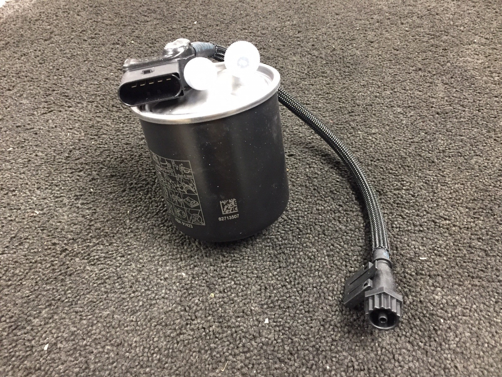 FOR MERCEDES SPRINTER 313 2.1CDi DIESEL FUEL FILTER OE REF A 651 090 29 52