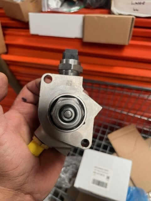 HIGH PRESSURE FUEL PUMP 06E127026G  FOR Audi A4 A5 A6 A7 A8 Q7 3.0L GENUINE
