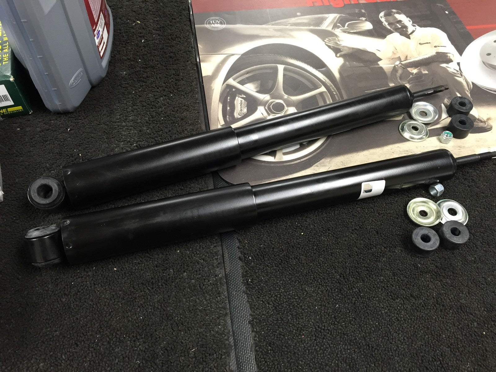 LUCIDA ESTIMA 2.2TD 3CTE IMPORT 2 REAR SHOCK ABSORBERS 8 SEATER MODELS