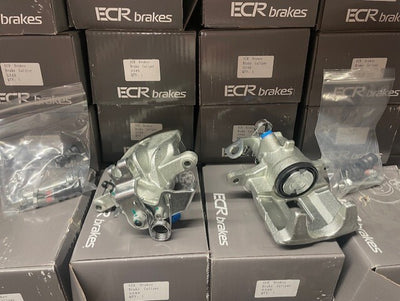 2 NEW REAR BRAKE CALIPERS+ SLIDER PINS VIVARO TRAFIC  1.9 2.0 2.5 DIESEL 2001-19