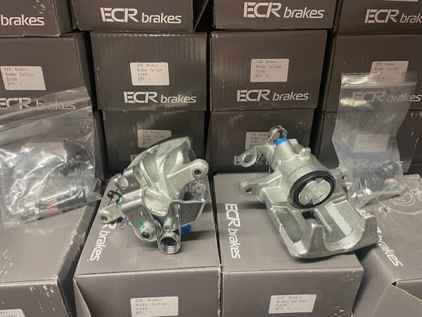 2 NEW REAR BRAKE CALIPERS+ SLIDER PINS VIVARO TRAFIC  1.9 2.0 2.5 DIESEL 2001-19