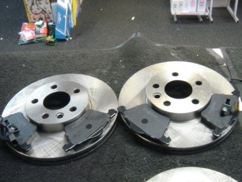 SKODA OCTAVIA 1.8TURBO BRAKE DISCS BRAKE PADS 312MM