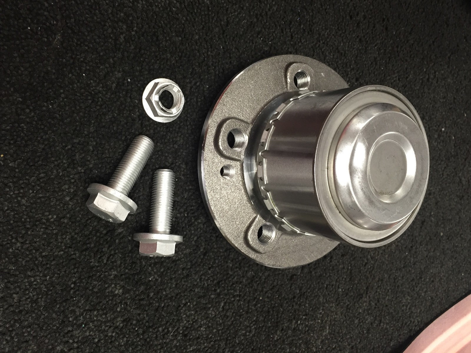 FOR MERCEDES  VITO  VIANO  MIXTO W639 FRONT WHEEL BEARING HUB KIT NEW  2003 ON 