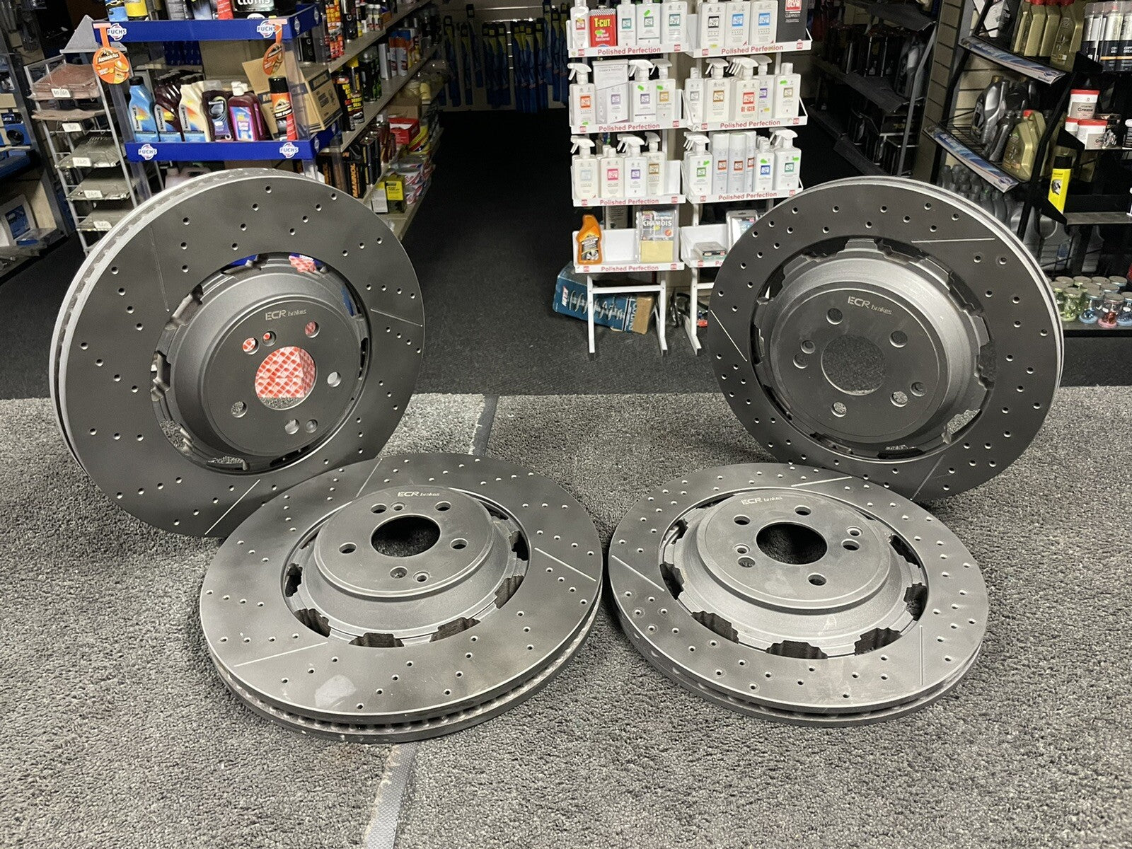 FOR MERCEDES AMG GT C63 W205 S205 A205 FRONT REAR BRAKE DISCS AND PADS