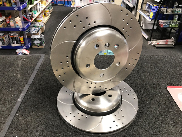 BMW 525 530 535D M SPORT BRAKE DISCS DRILLED GROOVED SET 345MM