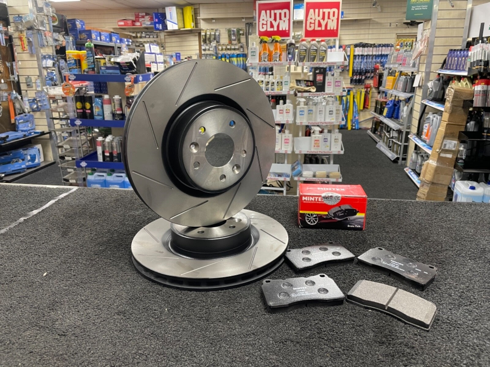  FOR MEGANE RS275 RS265 MK3 SPORT FRONT PADS AND 340MM BRAKE DISCS GROOVED