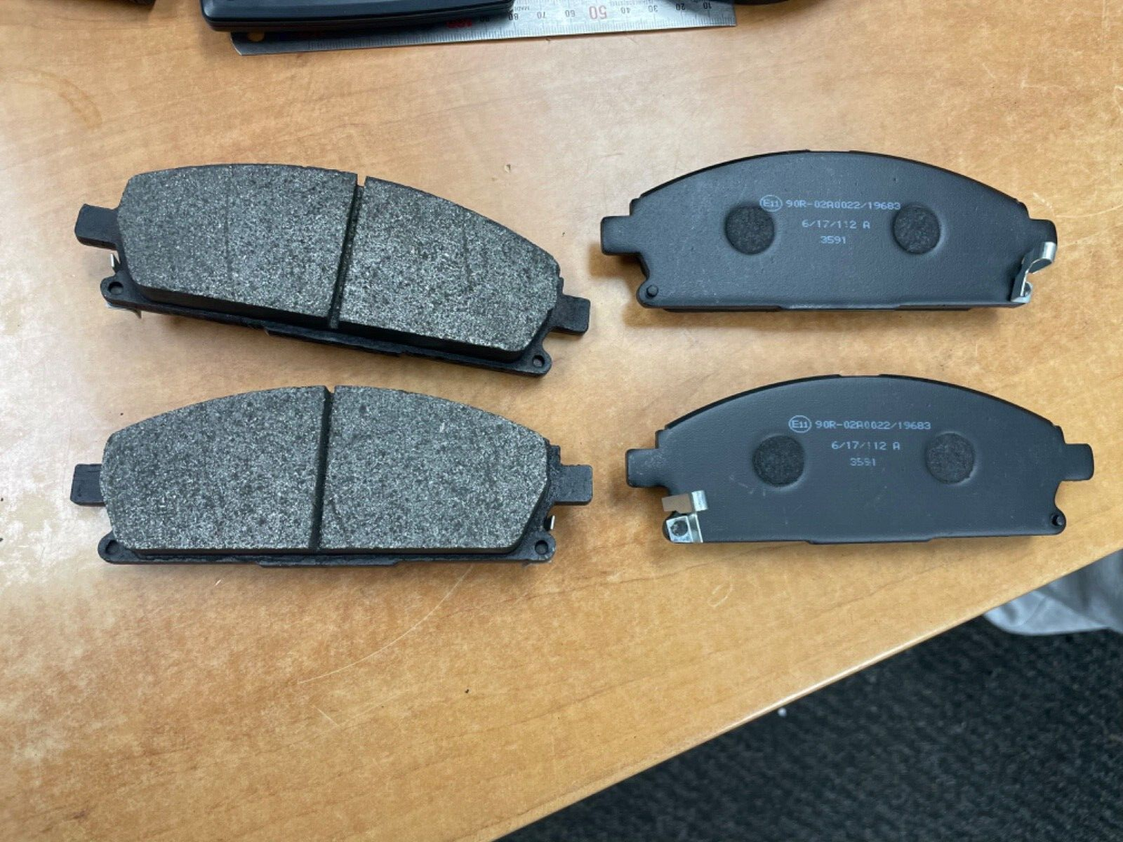 FOR NISSAN SERENA CVT FRONT BRAKE PADS
