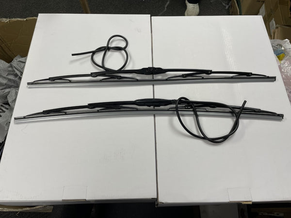 FOR IVECO DAILY III 35C12 WIPER BLADES WITH WASHER JETS X2