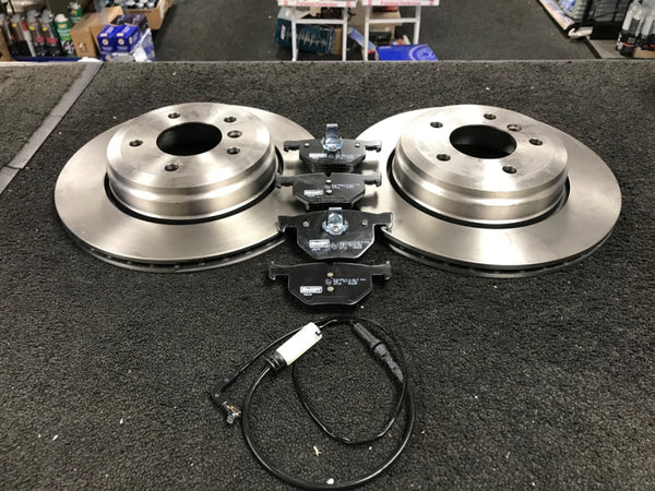 BMW 530D  F10 F11 2010  ON REAR BRAKE DISCS PADS WITH SENSORS 345MM