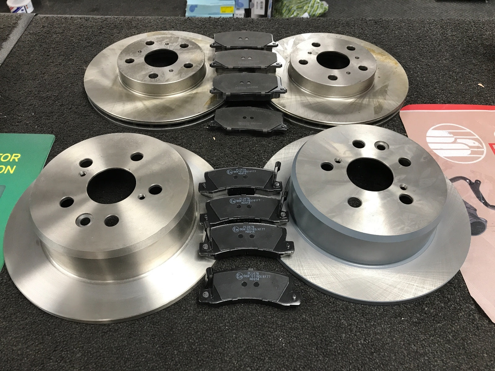 FOR TOYOTA CELICA 2.0 ST183 BRAKE DISC PADS  FRONT REAR BRAKE DISCS & PADS