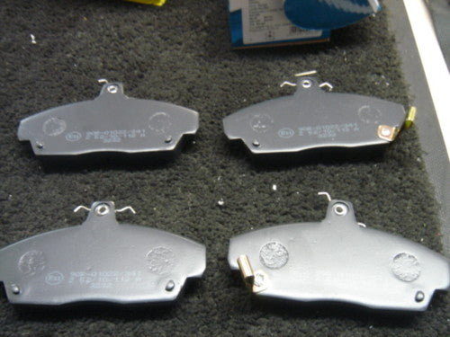 BRAKE PADS FRONT FOR ROVER MG ZR ZS 1.4 1.6 2.0TD FRONT BRAKE PADS 