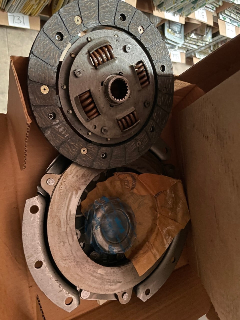 CLUTCH KIT  3 PEC FOR HYUNDAI ACCENT 1994-2000 186MM