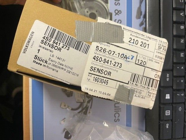 AUDI R8 2016-2024 NS LEFT FRONT HEADLIGHT LEVEL SENSOR 4S0941273 GENUINE