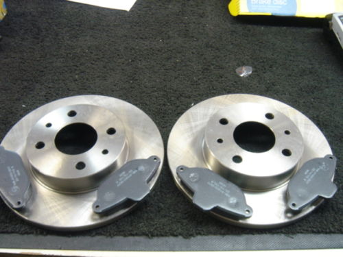  FOR FIAT PUNTO FRONT BRAKE DISCS BRAKE  PADS MK1 55 60 75