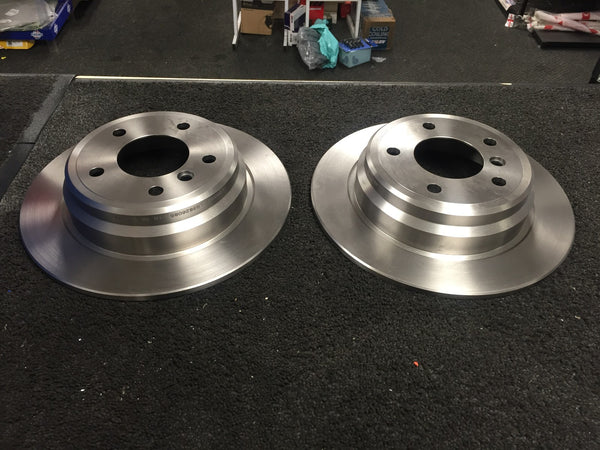 BMW E39 520 523 525 540 REAR SOLID BRAKE DISCS 298MM 5 STUD  X 2  