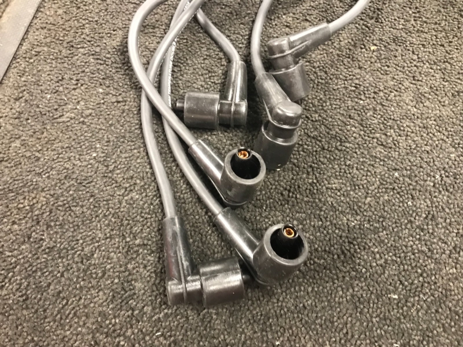 VAUXHALL VECTRA CALIBRA OMEGA 2.5 3.0 IGNITION LEAD SET