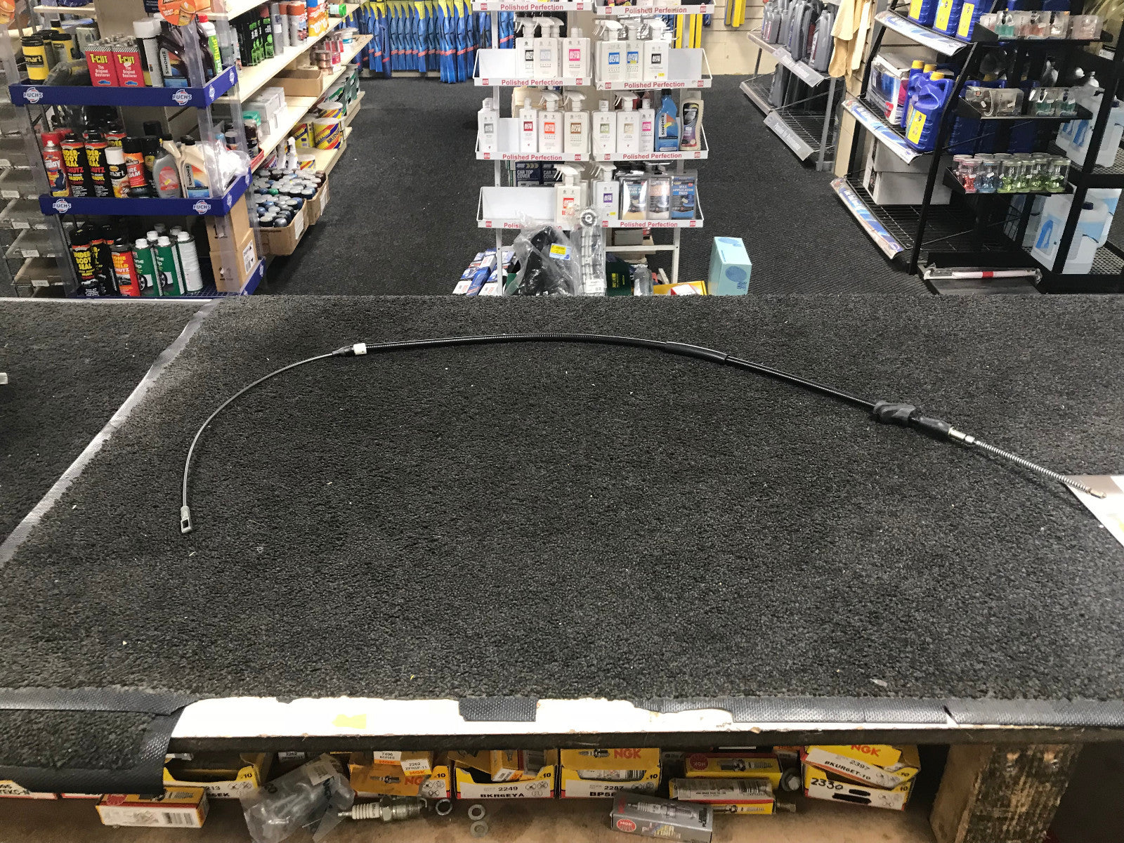 FOR AUDI 100 C3 1983-1991 ESTATE 2.0 2.2 2.3 REAR LEFT AND RIGHT HANDBRAKE CABLE