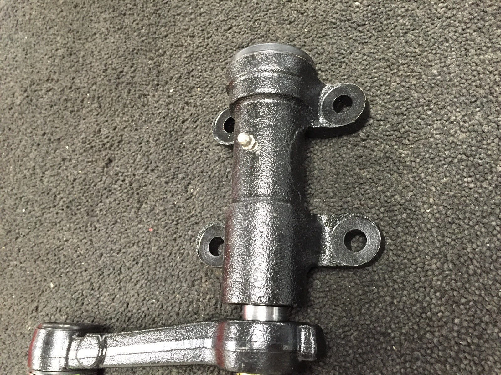 FOR MITSUBISHI SHOGUN STEERING IDLER WITH ARM 4M40 1993 TO 2000 MB831042