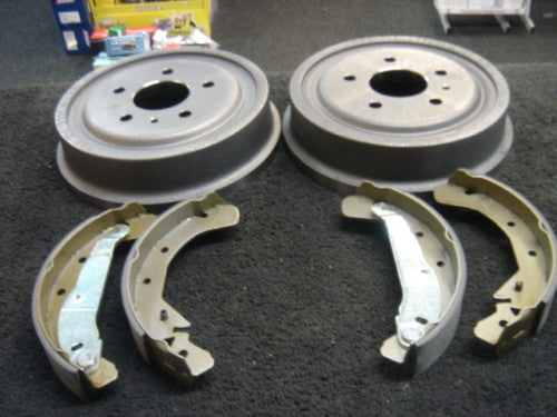 VECTRA B 1998-05 REAR BRAKE DRUMS & BRAKE SHOES SET