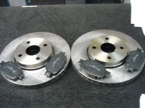 BRAKE DISC PADS FOR TOYOTA COROLLA VERSO VVTI D4D FRONT BRAKE DISCS & PADS 