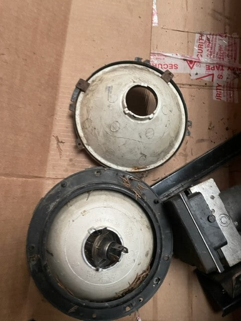 LAND ROVER DEFEDER 90 110 130 TD5 TDCi HEAD LIGHT AMPS PAIR GENUINE