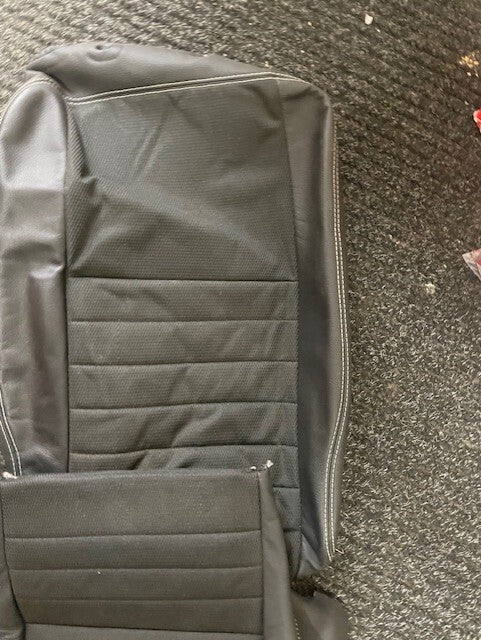 DEFENDER 90 110 PUMA TDCI XS FORWARD FACING SEAT HALF LEATHER SEAT COVER