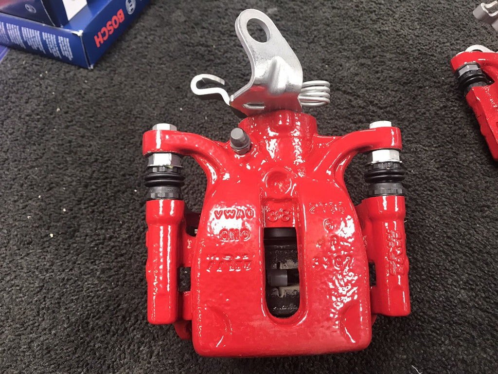 AUDI S1 QUATTRO REAR BRAKE CALIPER LH COMPLETE BRACKET PADS GENUINE OE RED