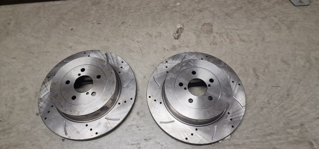 FOR SUBARU 2.0 TURBO & STI  DRILLED GROOVED BRAKE DISCS REAR