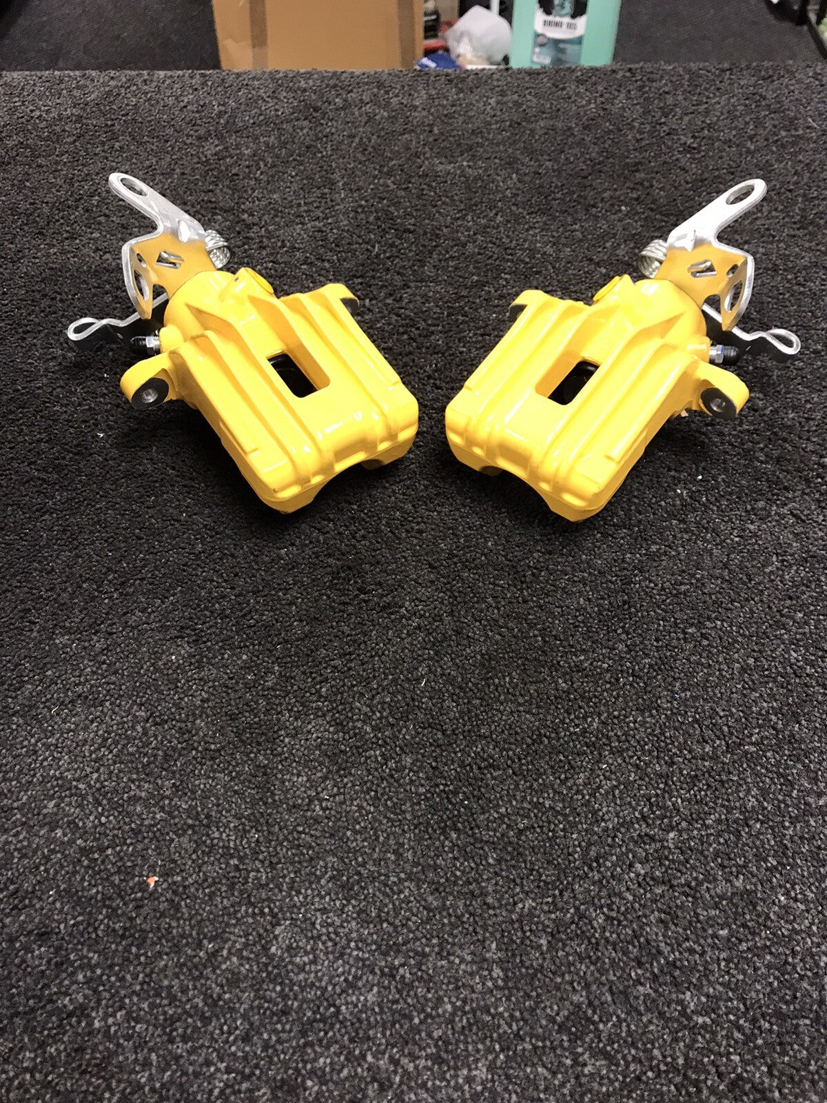FOR AUDI A3 GLOF MK3 MK4 REAR CALIPERS 38mm 1K0615424D 1K0615423D LEFT RIGHT
