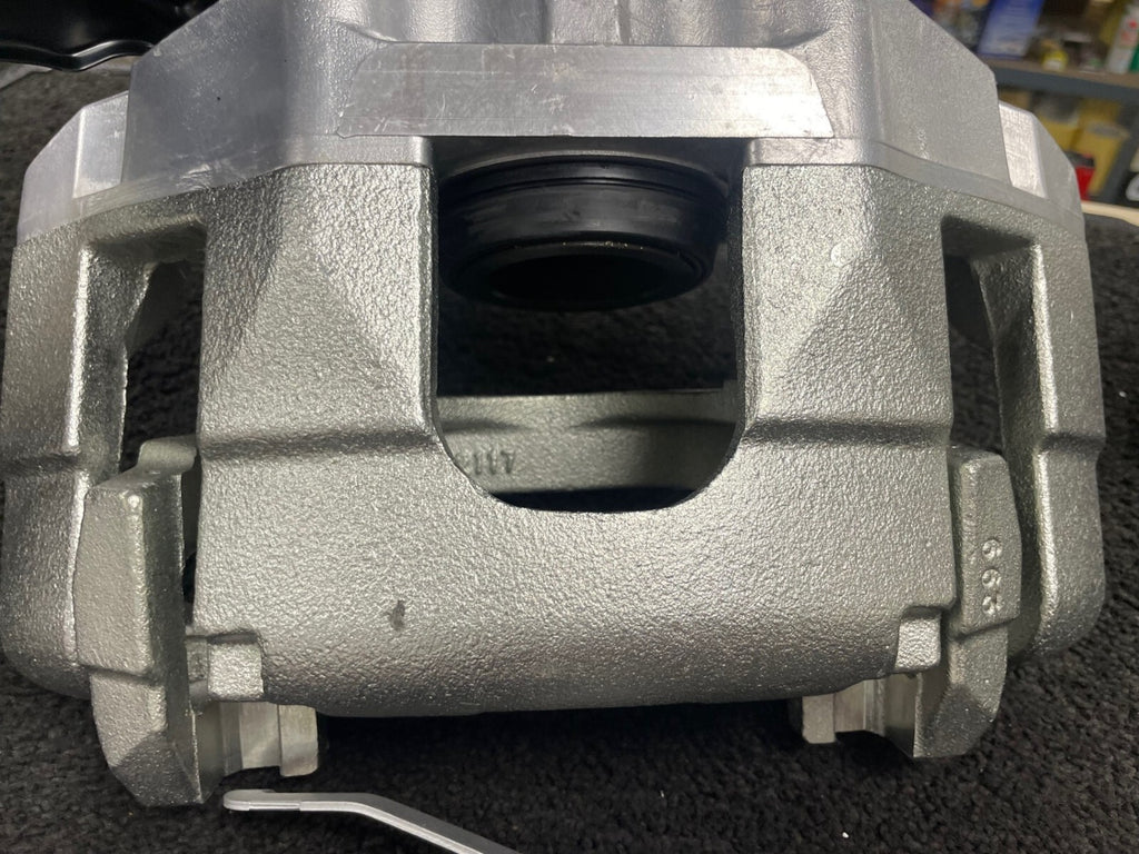 VW GOLF MK5 MK6 GTD GTi TFSi R32 BIG BRAKE CONVERSION CALIPER BRACKET KIT 345MM