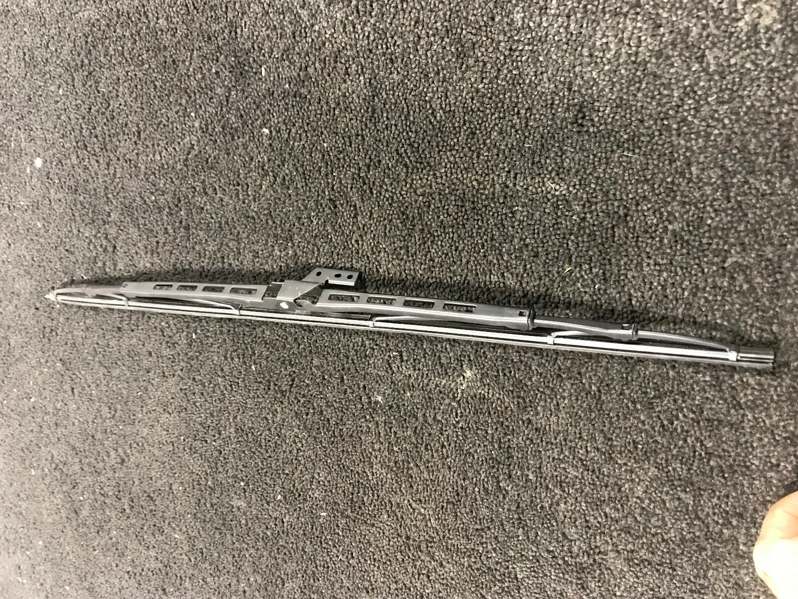 FOR HONDA TOYOTA MAZDA SUZUKI MITSUBISHI HYUNDAI SCREW TYPE WIPER BLADE 21"