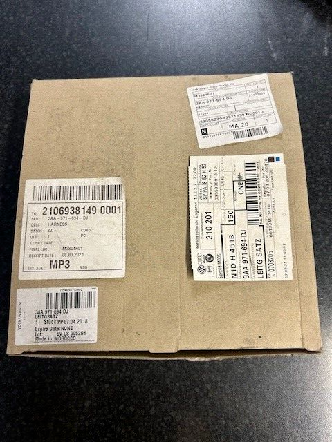VW PASSAT 2011 -2015 OS RH REAR DOOR WIRING LOOM 3AA971694DJ GENUINE