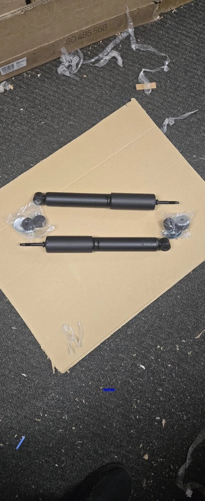 2 FRONT SHOCK ABSORBERS NEW FORD RANGER 2.9 2.5D TD 4WD 1999-2006