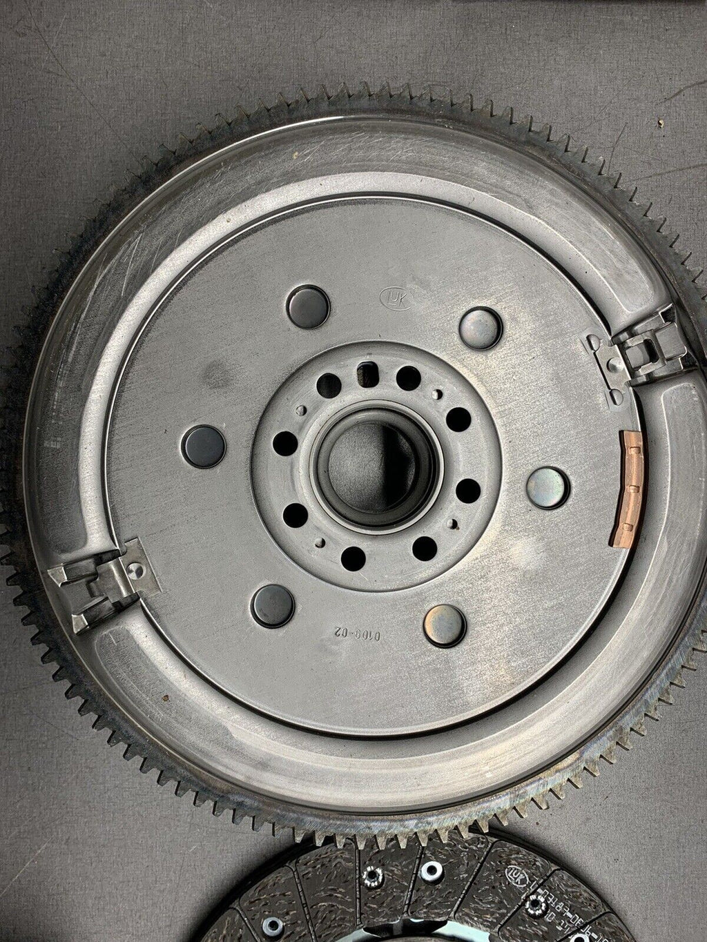 VOLVO C70 S40 S80 S-MAX FOCUS C-MAX GALAXY KUGA MONDEO MK4 2.0TD FLYWHEEL CLUTCH