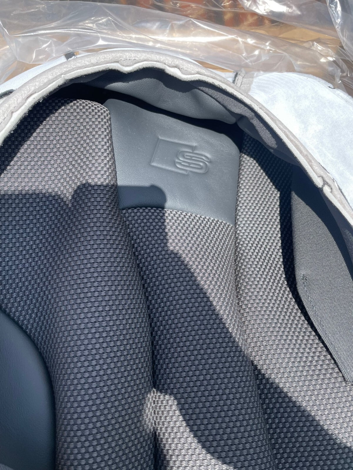 AUDI A3 2017  2020 DRIVERS SEAT BACKREST COVER BLACK  GREY 8V4881806ANFBW GENUIN
