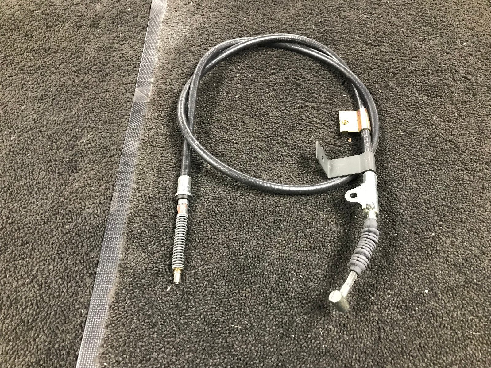 FOR FORD MAVERICK TERRANO LWB HANDBRAKE CABLE REAR RIGHT DRIVER SIDE