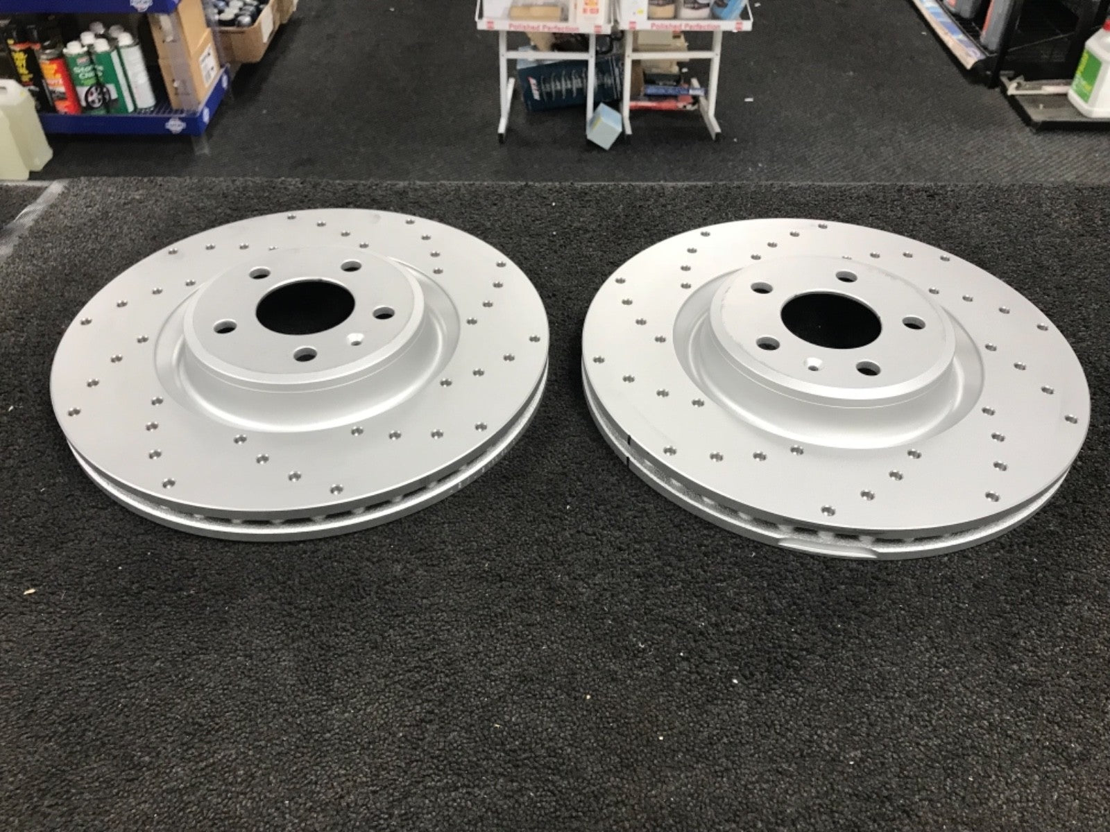 345MM SPORT DRILLED FRONT BRAKE DISCS TO FIT AUDI A4 A5 A6 A7 S5 S6 S7 Macan