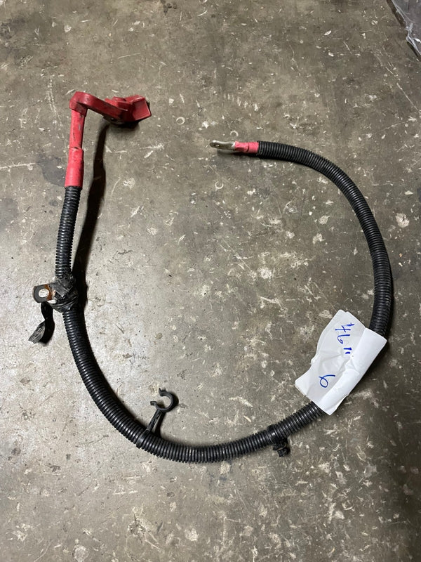 LANDROVER DEFENDER BATTREY POSITIVE CABLE  LEAD  46"