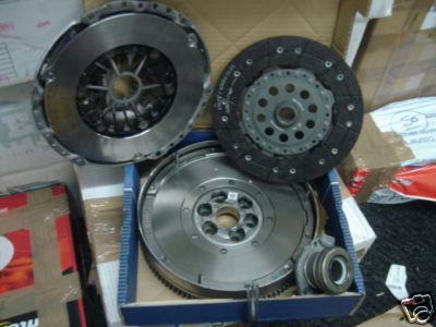 FOR VW GOLF MK5 2.0TDI BMN BMM BKD DUAL MASS FLYWHEEL CLUTCH KIT