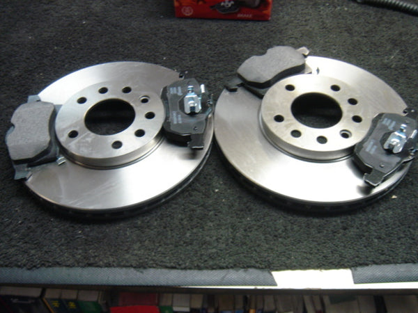 AUDI A6 1997-2004 2 FRONT BRAKE DISCS FRONT BRAKE PADS 288MM DIAMETER