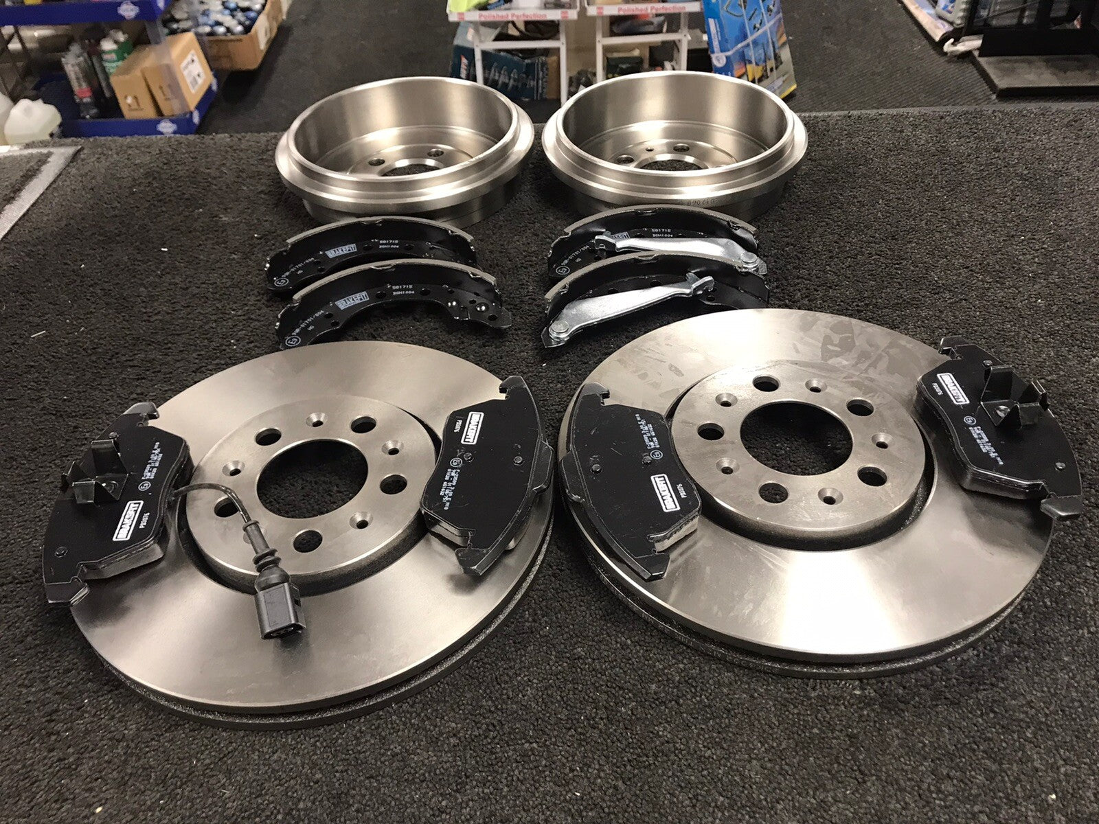 SKODA FABIA SCOUT VW POLO VW FOX BRAKE DISC PAD FRONT REAR BRAKE DRUM SHOES