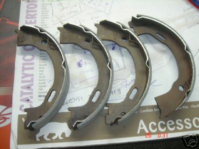 FORD EXPLORER JEEP ZJ BRAKE SHOES REAR  HAND BRAKE  SHOES PARKING BRAKE SHOES