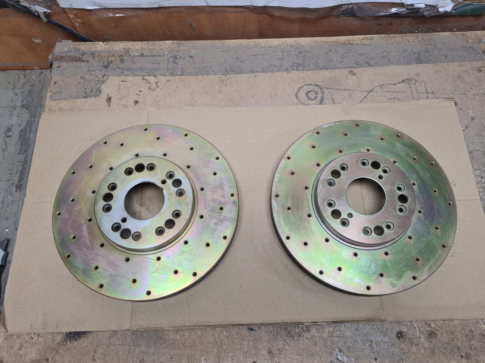 FIT FOR LEXUS IS200 GS300 ALTEZZA FRONT DRILLED BRAKE DISCS 296MM