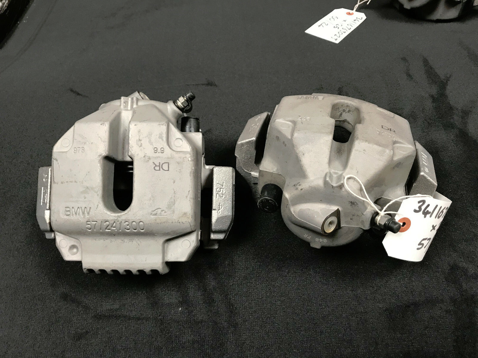 BMW 3 Ser E90 E91 E92 E93 E89 Z4 2 FRONT BRAKE CALIPER CARRIER  GENUINE OE