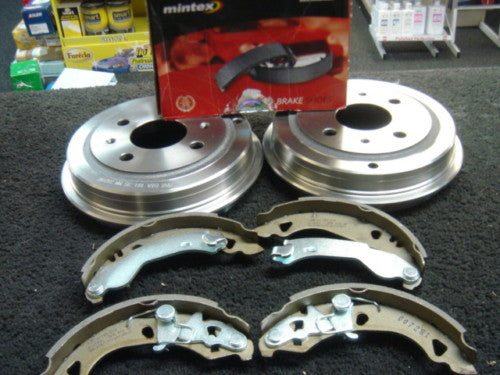  FOR FIAT PUNTO MK1 REAR BRAKE DRUMS & SHOES NEW