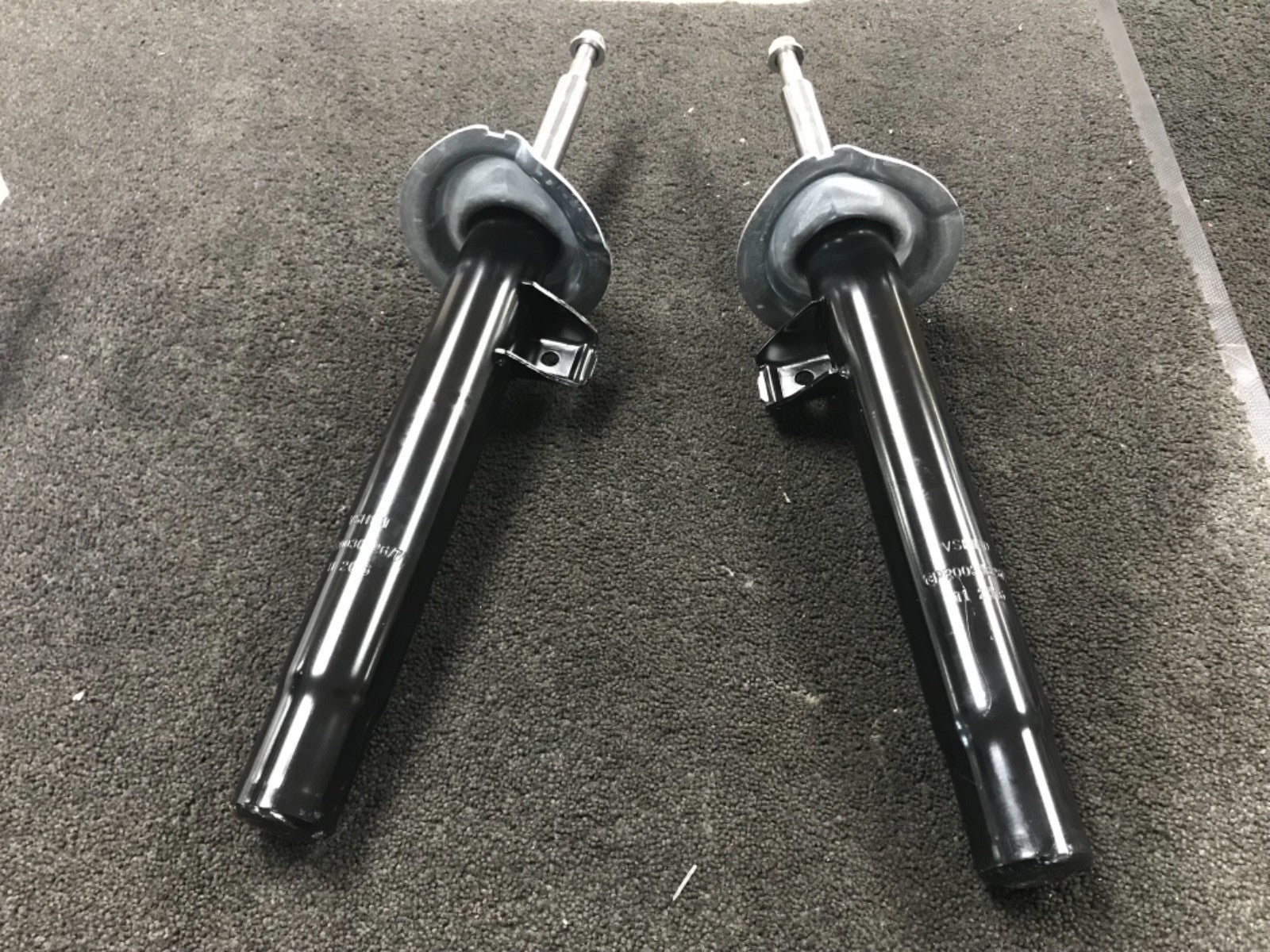  BMW 316 318 320 323 325 E46 FRONT SHOCK ABSORBER SHOCKER PAIR L R 