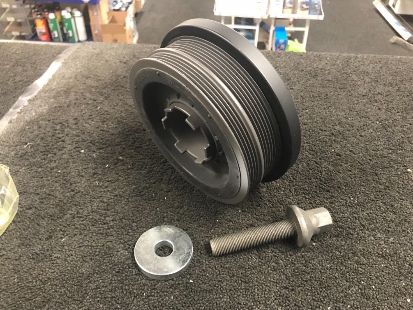 BMW 118D 120D 318D 320D 520D X3 3.0D CRANKSHAFT VIBRATION DAMPER PULLEY + BOLT