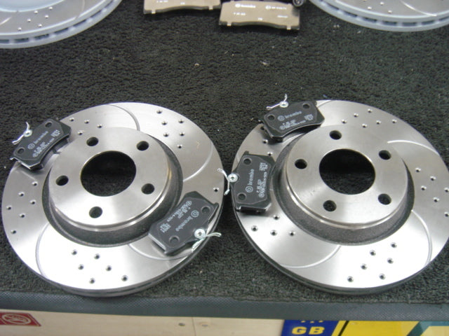 AUDI A8 S8 1999-2002 BRAKE DISC REAR CROSS DRILLED GROOVED BREMBO PADS