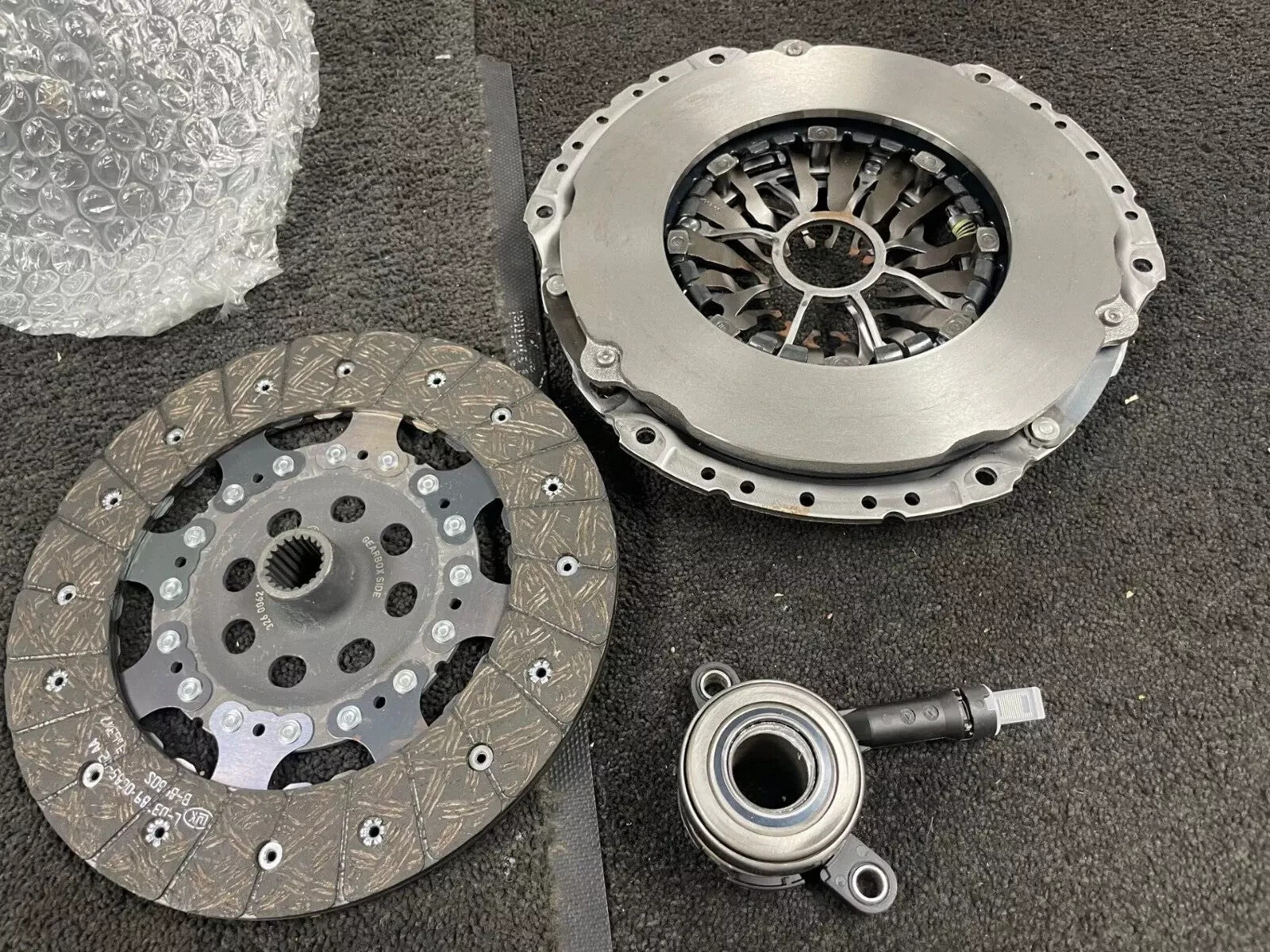 DUAL MASS FLYWHEEL CLUTCH KIT FOR RENAULT MASTER VAUXHALL MOVANO 2.3DCi CDTi